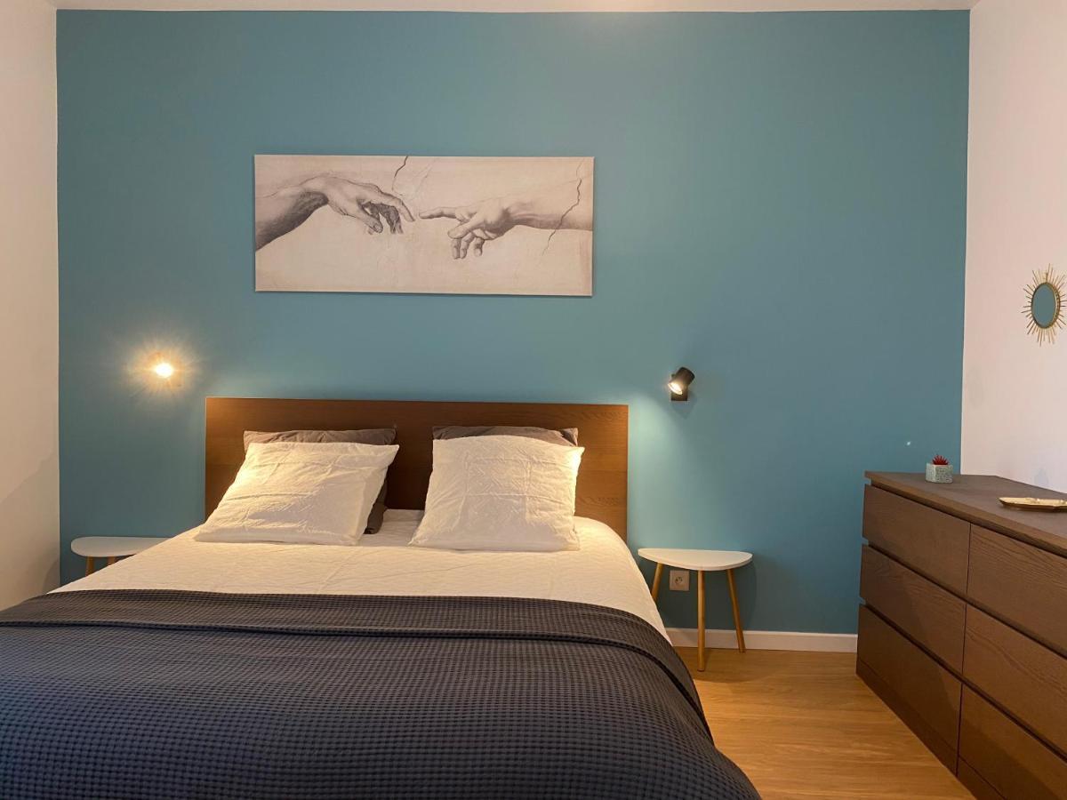 Le 44 - T2 Renove Moderne Et Confortable En Centre-Ville Montluçon Kültér fotó